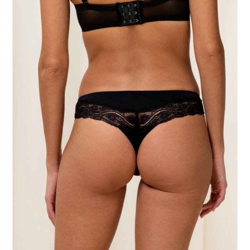 Cueca Triumph Lovely Micro Brazilian String