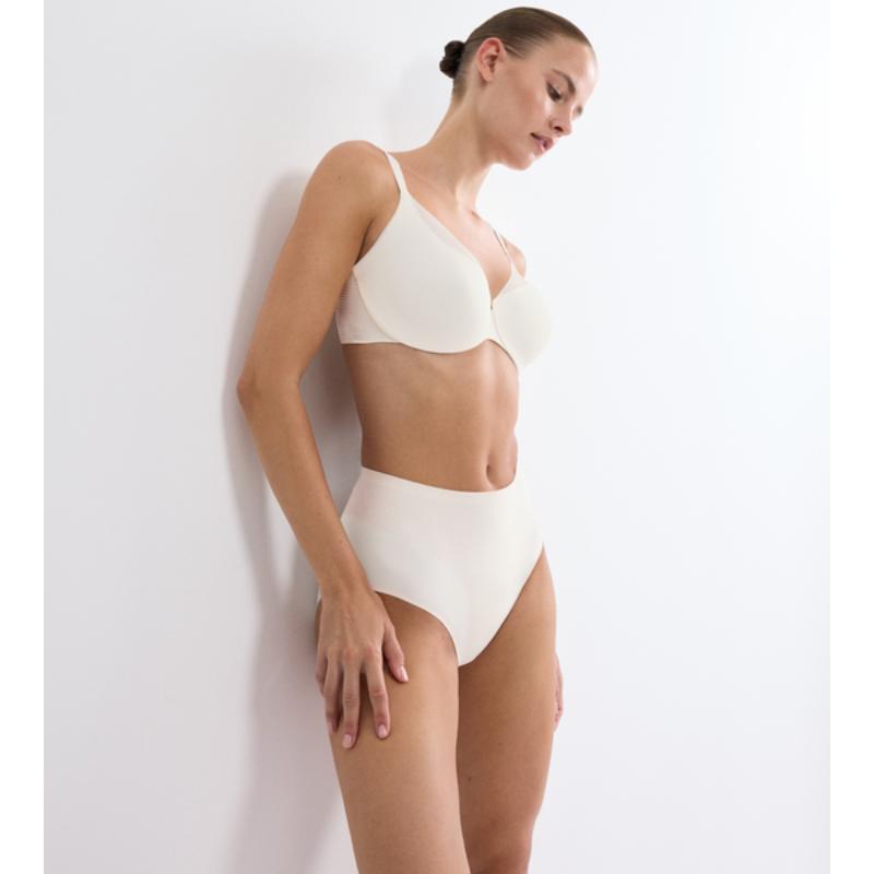 Cueca Triumph Body Make-Up Illusion Curve Maxi