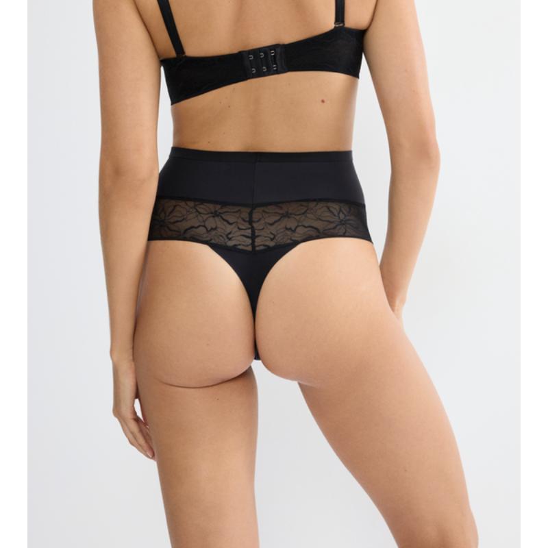Cueca Triumph Comfort Contour HW String