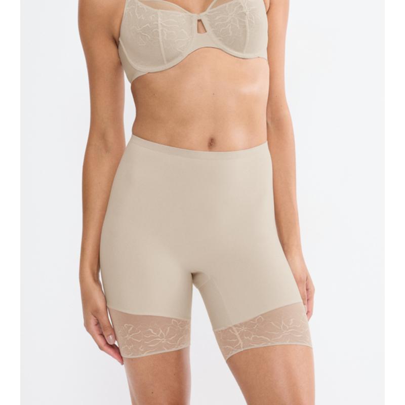 Cinta Triumph Comfort Contour Mid-Thigh Panty
